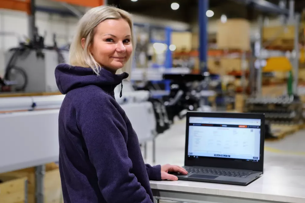 Dinolift-Finland-58J9412